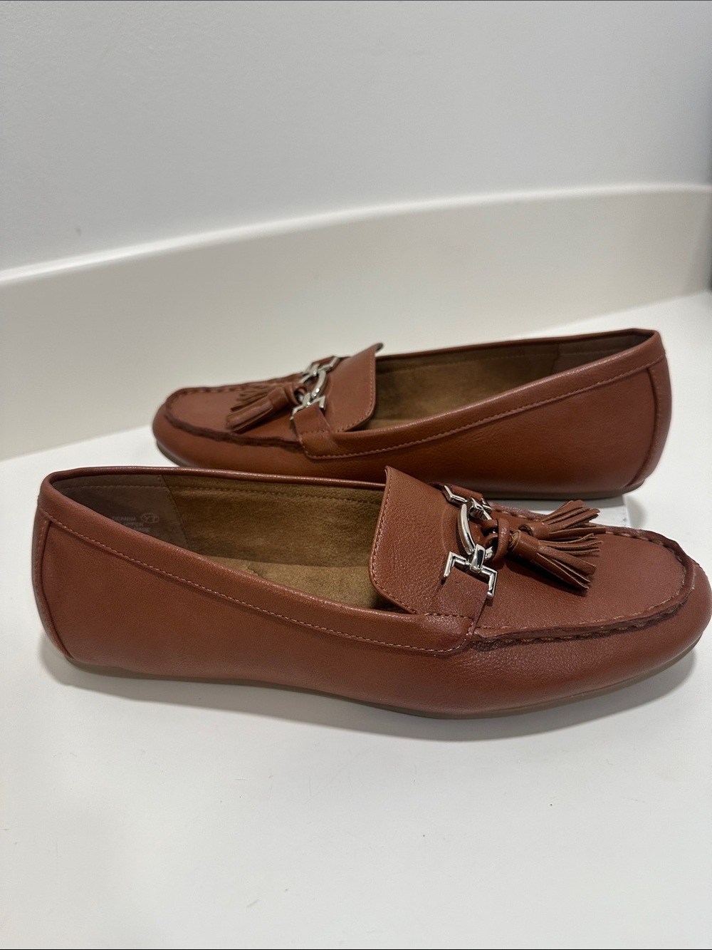 AEROSOLES Brown Tassel Loafers 203